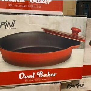Cookware Red Ceramic Oval Baker with Lid Nonstick Bakeware Dish ( New with box)